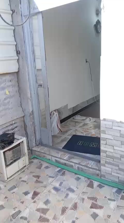 بيت كامل مع الاثاث بالشرطه الخامسه، ٥٠ متر للبيع ،،تصفير ،، بسعر جدا رخيص،، خابر ودلل،،، *********** ،، واتساب،، التصفير يعني الدوله تترك مساحات من ظمن الطابو، تابع الدوله من اتروح اتقدم عليه يسجلوه بسمك اتصير طابو صرف،، حالك حال السكني
