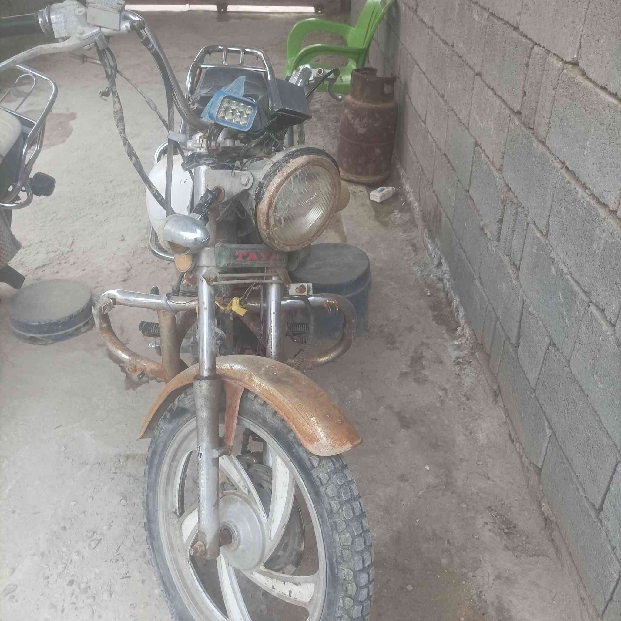 سعر 200وبيه مجال  رقم الهاتف *********** المكان حله عوفي
