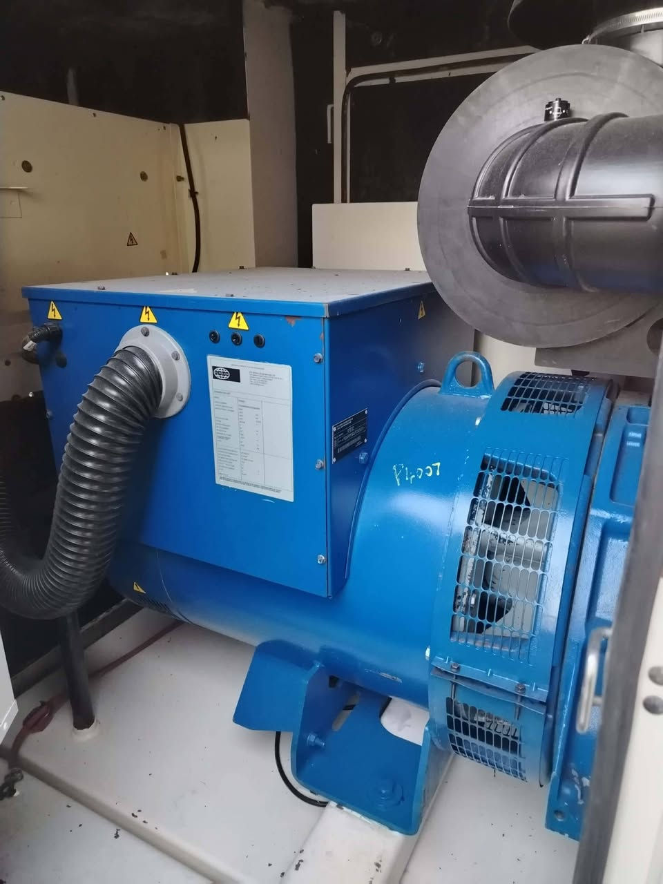 مولد بيركنز 2300انكليزي اصلي🇬🇧
 450كيفي6 سلندر.  كاتم 98% 🔊
. الاستفسار عل واتساب📞
 *********** 📞***********
توصيل كافه المحافظات  🚛
العنوان أربيل اصناعه الجنوبي
