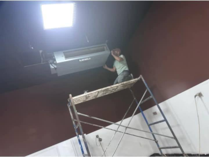 ورشه الهندسيه للتبريد متنقله في بغداد 🌐
لتنصيب وتركيب سبالت ❄️ وفتح سبالت ❄️ وغسل وتنظيف جميع انواع السبالت 💧 
«»«»«»«»«»«»«»«»«»«»«»«»«»««»«»«»«»«»
💥 جزء من اعمال ورشتنه على بركه الله 💥
-تم تنصيب مجموعه سبالت توسوت/كري/الوادي/ميديا/TCL/اوكس وفتح سبالت 

⭕لتواصل عبر الرقم :
📱*********** واتساب ✅ 
او مراسله الصفحه
