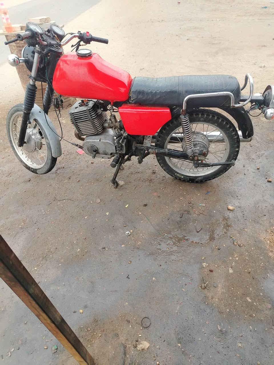 سلام عليكم مرخصت مدير الكروب دراجه امزت ٨٢ سايس ٦ دراجه جاهزه عنوان بابل قضاء المحاويل السعر ٧٥٠ وبيه مجال بصيط رقم الهاتف ***********
