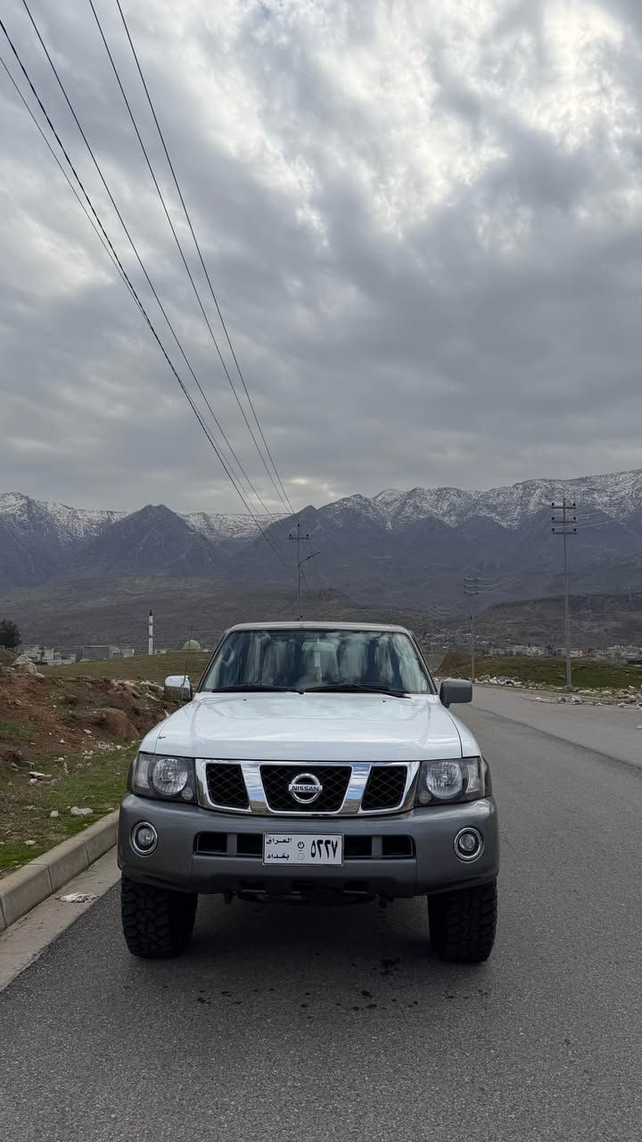 نيسان باترول ٢٠٠٨سوپةر سةفاري
سةيارةكةبيرةقةمةهي موزايدةية
كتابي موزايدةي لةگةلةكيشةي هاتوجوي نية
گير توماتيك 
مةكينة٤٨٠٠ي مةرغوب 
سةيارةكةلوك لوكة
گيرومةكينةو اكسل دةبل اكسل بةشةرت 
نمونةلةجواني 
دةرةوةو ناوةوةي كامل كرايتة٢٠٢١ 
شوين شيلادزي
*********** مرغصور, أربيل
