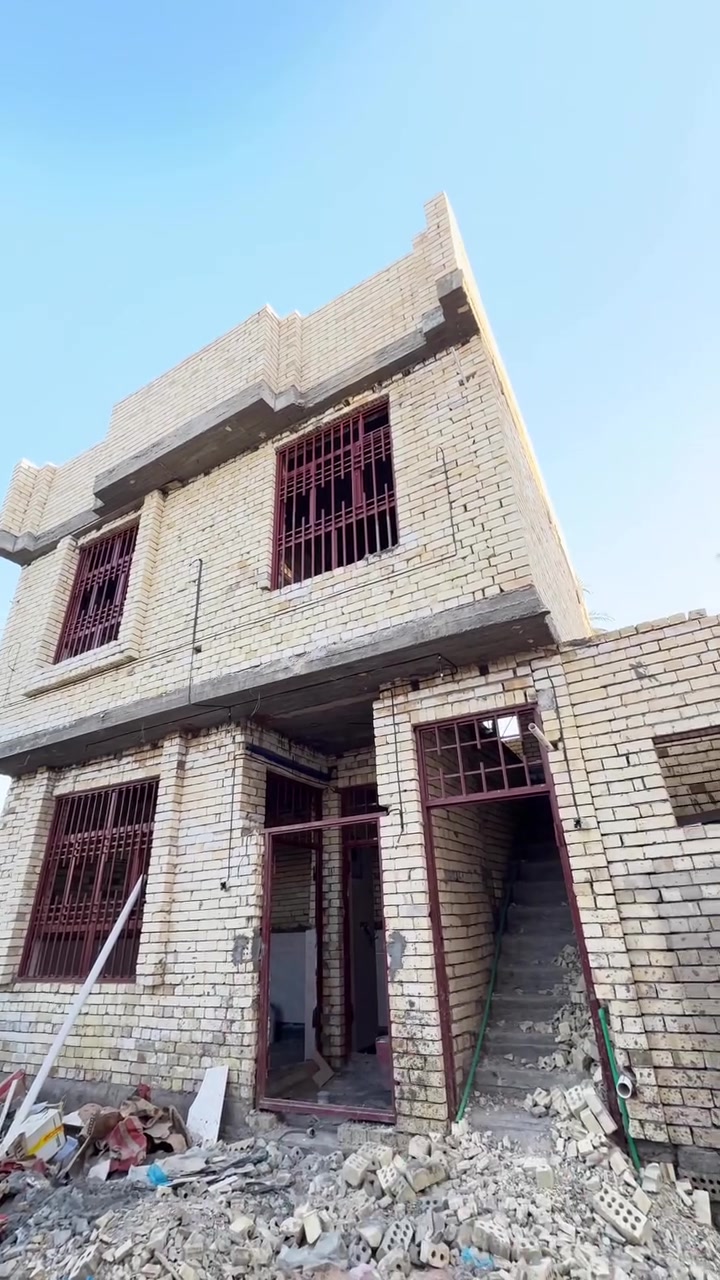 ***********
هاتف 📱 ☎️ واتساب 
للبيع 2 بيوت  طابقين تسليم مفتاح  في كربلاء حي العباس طريق بغداد قرب الإمام الحسين عليه السلام #عقارات_جاسم_تومان #عقارات_بغداد #عقارات_البصره #عقارات_كربلاء
