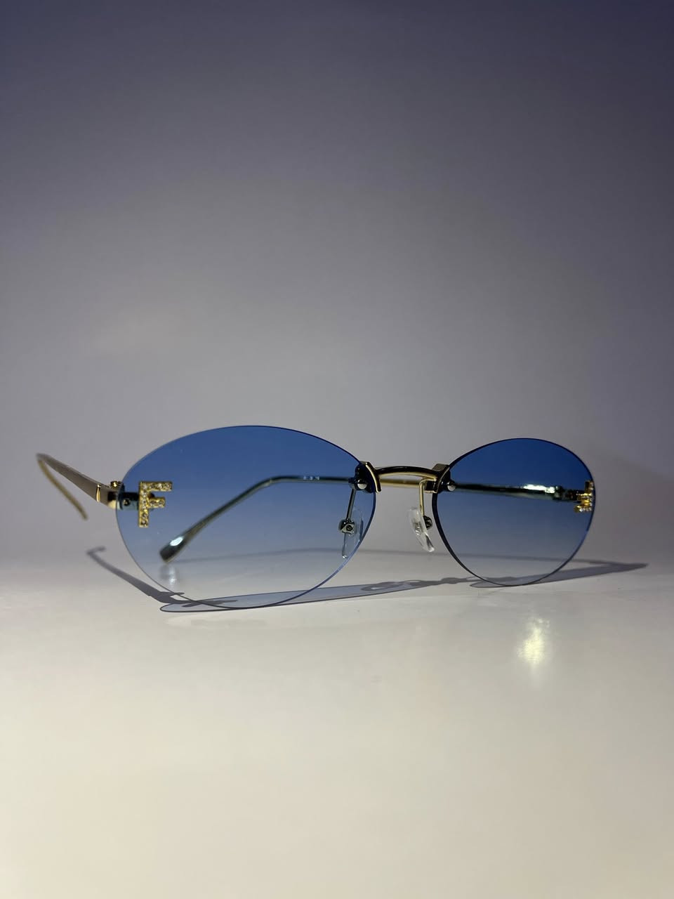 متوفر كمياااات الاسعار تحطيم للحجز خاص او واتساب *********** امزون Dhl
