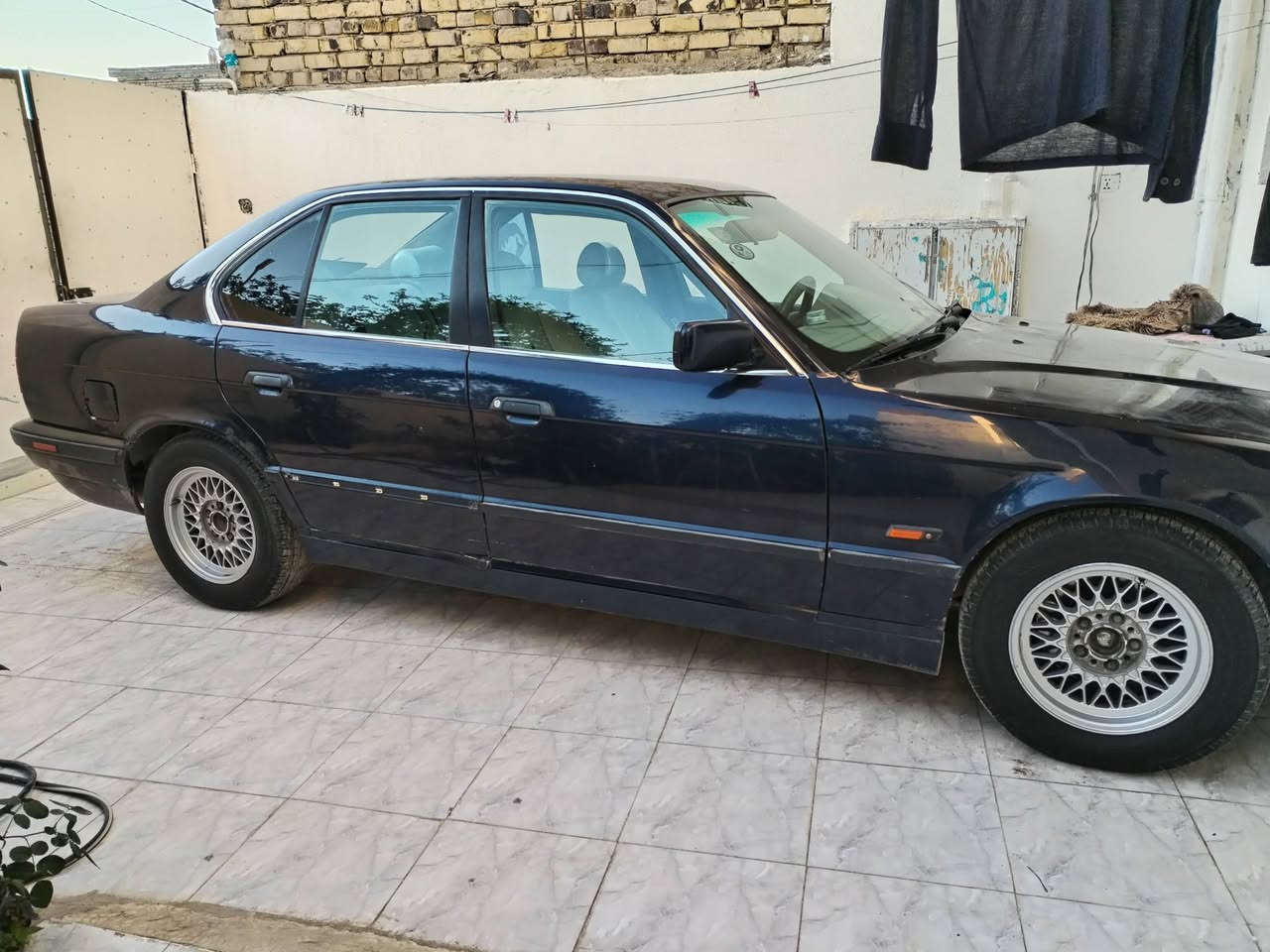السلام عليكم
Bmw 525i
موديل 1994
بلادي كير مكينه على وضع الشركة
الكشر ما مصبوغ وضع الشركة
نقصها فقط جوين شوته مشكوك
الفان مال تبريد بي صوت
تبريدها شغال شغال
وميزانيه وبلنص لان مبدل صدر جديد 
رقم كركوك انكليزي مشروع وطني
سعرها 78 ورقه بي مجال حق النواقص الي بيها
والي ياخذها ما يصرف عليها غير الي ذكرتهم
والجناي تفيده لان ما تعبه
والي ما يعجبه يصلي على النبي لان والله العظيم السيارة الي ياخكها ما يخسر
عنوان بابل الحله او مشروع المسيب


**إذا كنت صاحب هذا الإعلان وتريد حذفه لأي سبب، رجاءا أرسل رسالة إلى الدعم الفني**