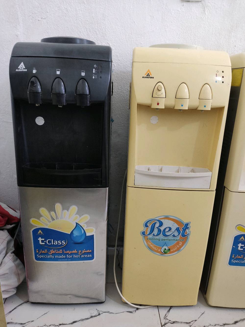 سلام عليكم متوفر برادات مي كله شغال عل فحص حار وبارد كل واحد وسعر مكان كربلاء حي العسكري سوق العابد 
