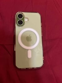 ايفون ١٧ العادي مستعمل اخو الجديد ذاكرة ٢٥٦ بطارية ١٠٠٪؜ دورات شحن ٢٥ ...