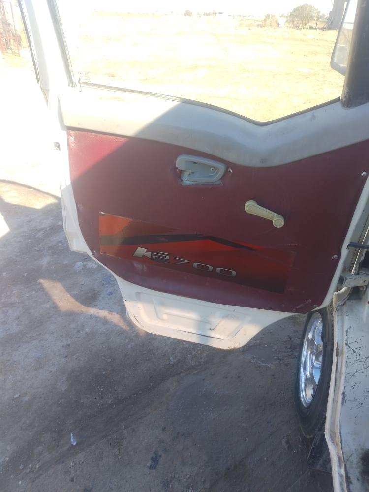 السلام عليكم
سيارة هايفي موديل 2007 للبيع سياره كير محرك اكسل شرط تخم تاير جديد كهربائية كلها شقاله أوراق كامله السعر ١٦ وبيها مجال مكان السياره الاسحاقي الشراي يتصل ***********
