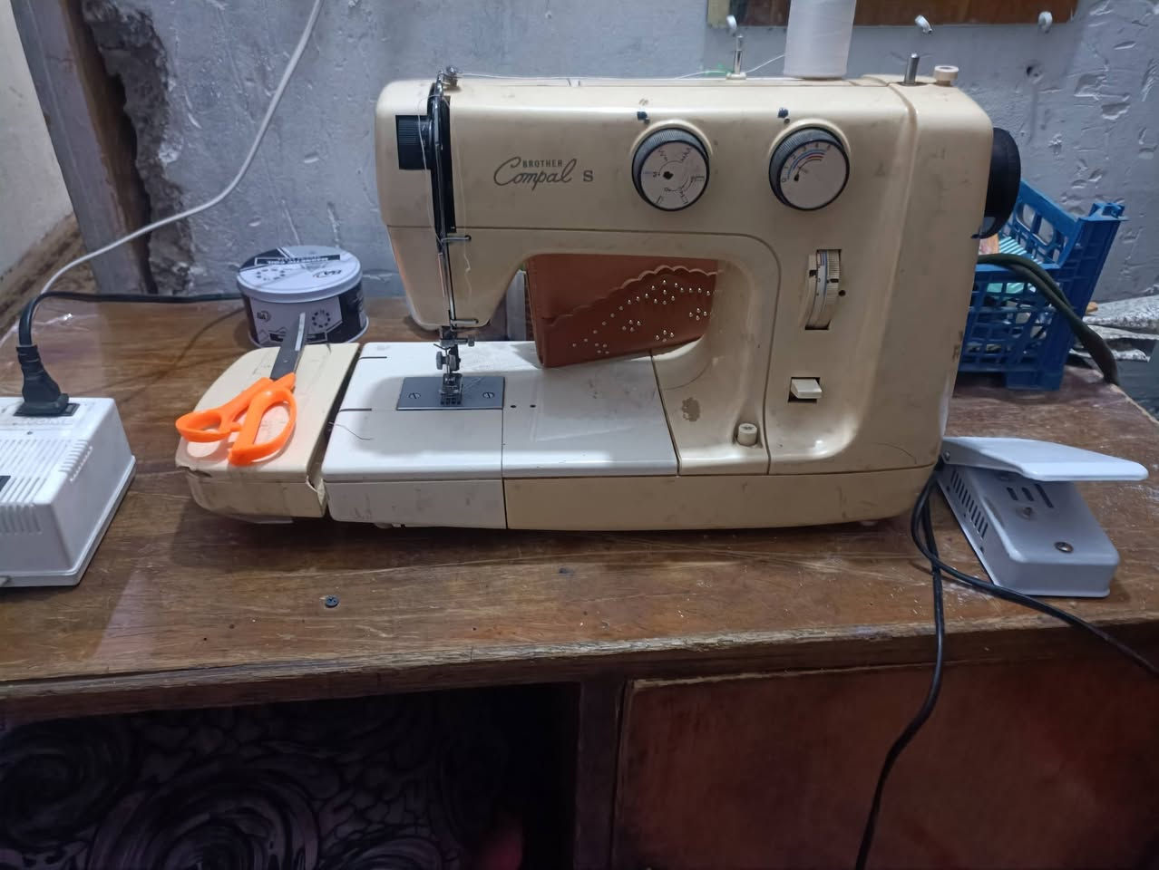 ماكينه للبيع ياباني سعر75/ ***********
