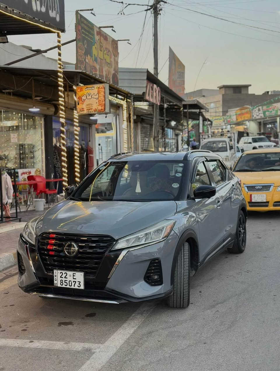 نيسان كيكس 
موديل 2021
فول مواصفات 
برك بەسمە
داتاشۆ
رادار پیشەوە
رادار دواوە
کامیرا ٣٦٠ پلە
ئۆتۆ پارک
بەسمە
شاغال
سندوق شەفت
فول مواسفات
گیر مەکینە بەشەرت
تەبرید بەشەرت 
٥٠ میل روشتوە
دەرگای دواوە سایق گۆراوە بە بیلادی
بۆنت گۆراوە 
١٢٥ و مجال 
ده فترى به نزينى هه يه
***********
*********** أربيل, العراق
