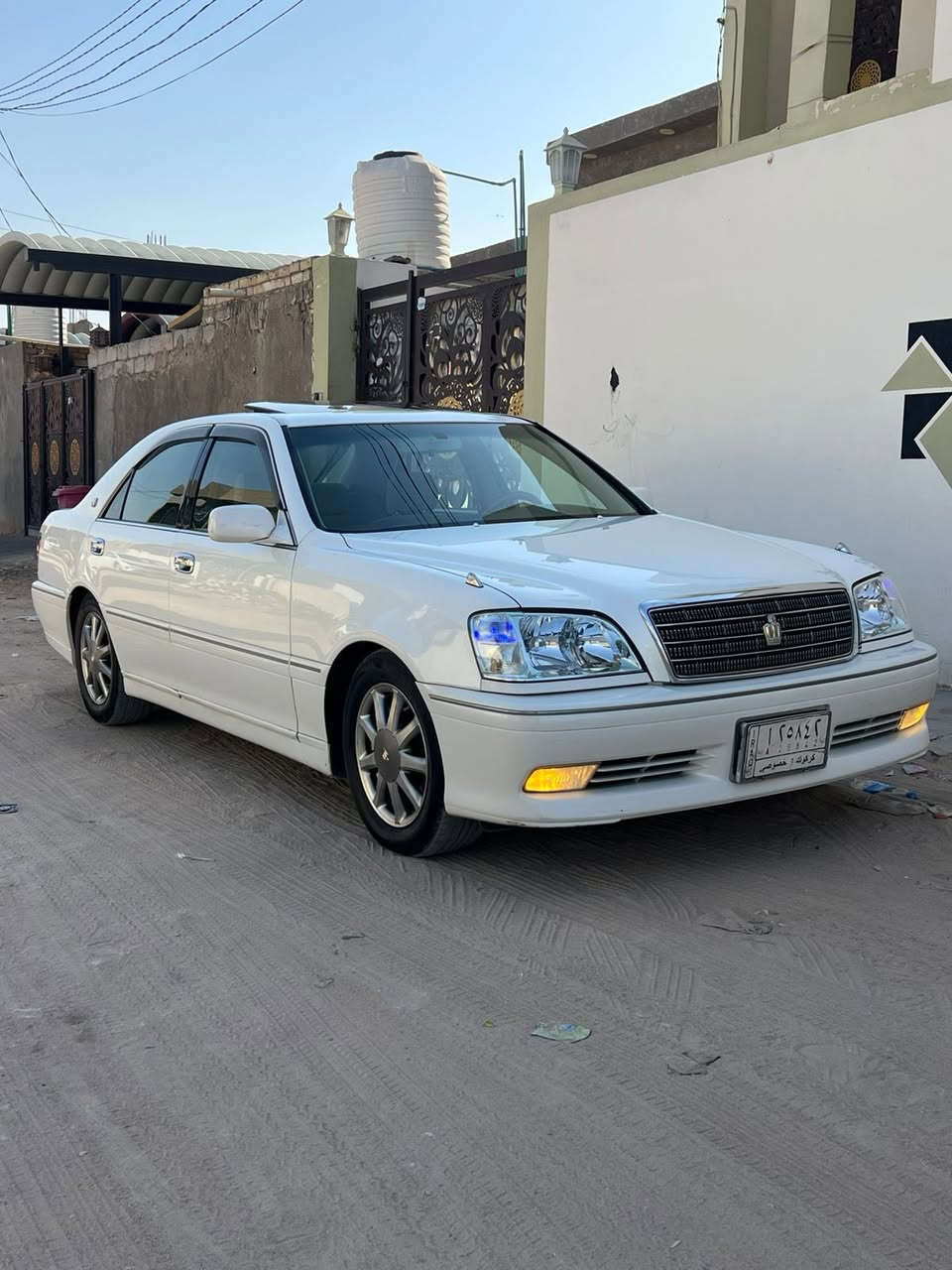 ملكه اربع دكم فتحه فول واحد على واحد رقم كركوك مفحوصه ومدفوع كموك كامله بس الرقم باقي واصل قرص مكفوله من كص ونقل وصبغ   فوك وجوه نجف تحوير بسم شخص من بغداد باي وقت يداور السعر ب118 مكان كوفه 
***********
