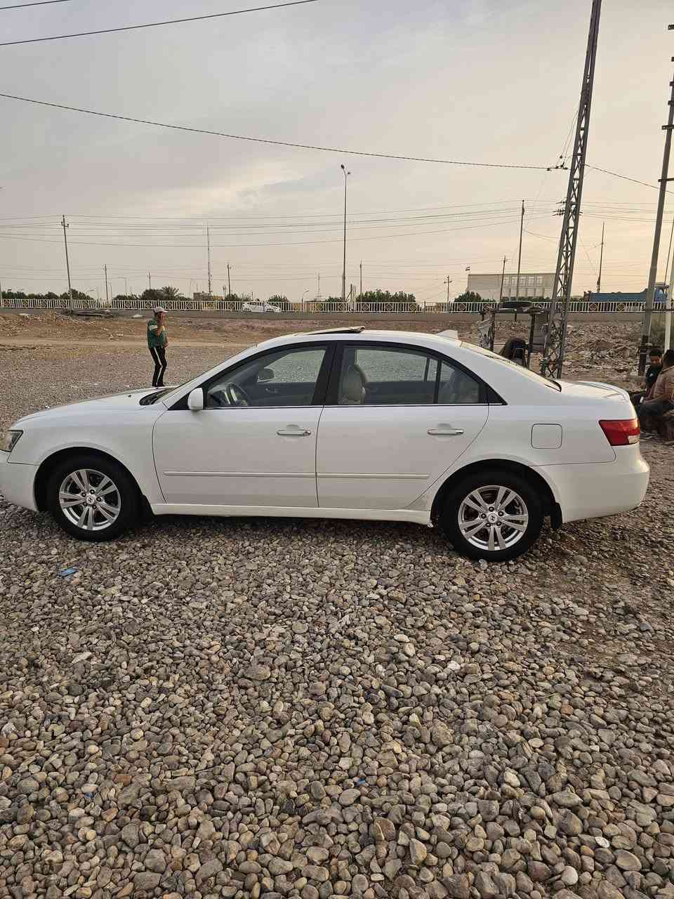 سوناته ٢٠٠٧ خليجيه ٦سلندرسياره جاهزه فول مواصفات مكفوله من صبغ ماعده باردبل جاملغ لمامي براغي لبنيد مفتوحه سعر ١١٠ وبيها حك جيه للستفسار اتصال على رقم*********** او***********
