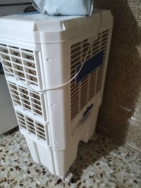 مبردة • مستعملة يومين • غرفة صغيرة