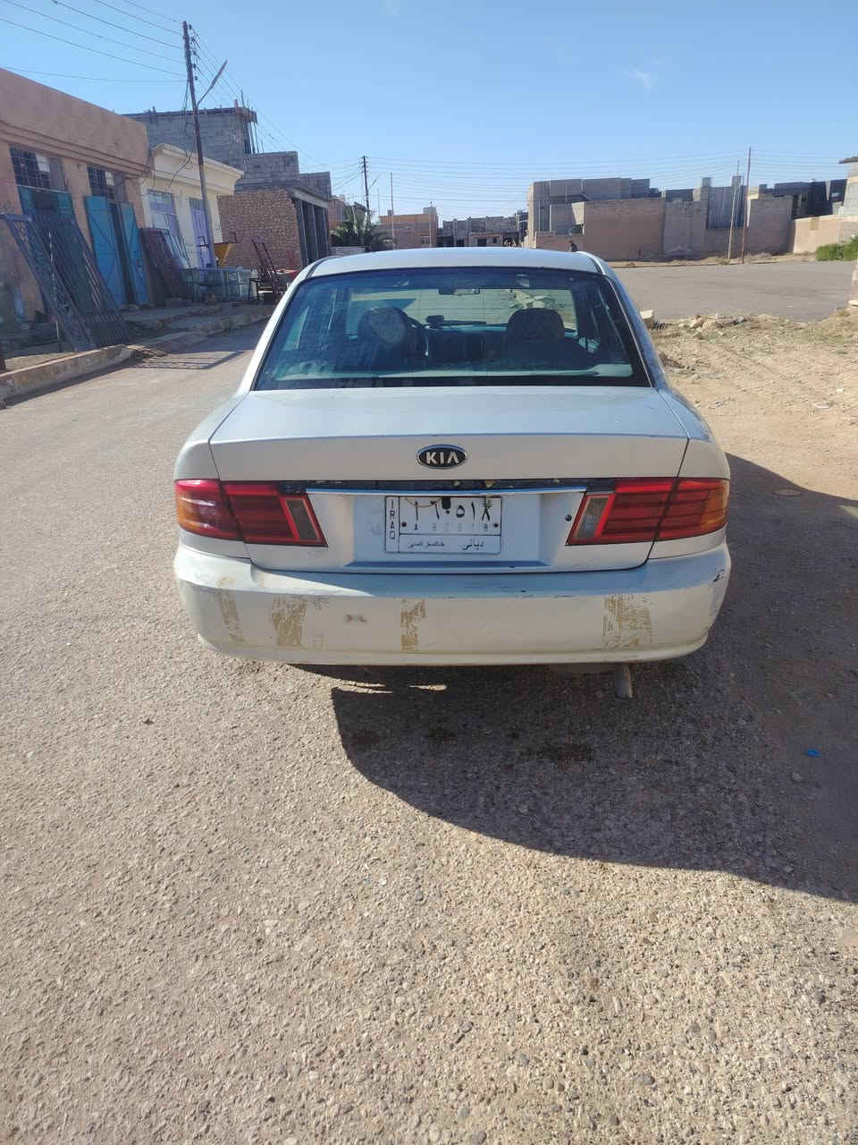 للبيع كيا اوبتما موديل 2000 رقم ديالى محرك جديد صدر جديد كير جيد مبدل دعاميات جدد صاحبة الشرعي متوفي ويمي رقم أهلها تتصل بيهم يمشون وياك اذا تريد تحويل عارضه 25  للأستفسار أكثر اتصل عل رقم *********** متابع التعليقات مكاني الانبار قظاء القائم
