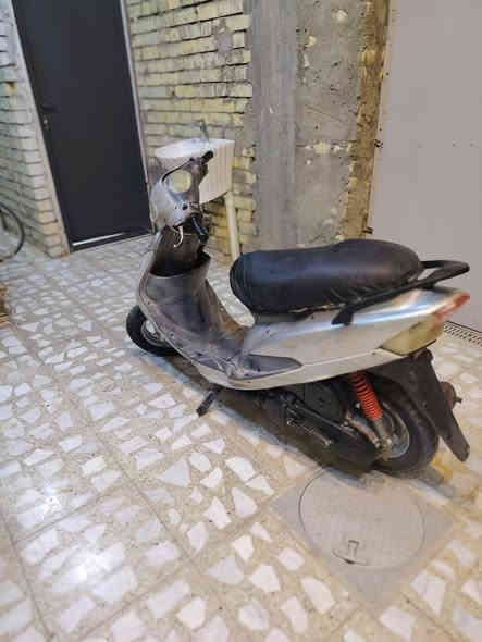 السلام عليكم درجه ماكس منغولي دراجه هندر وسلف  شغال درجه كامل سعره 350 وبيه مجال تواصل عل هاذه رقم ***********
