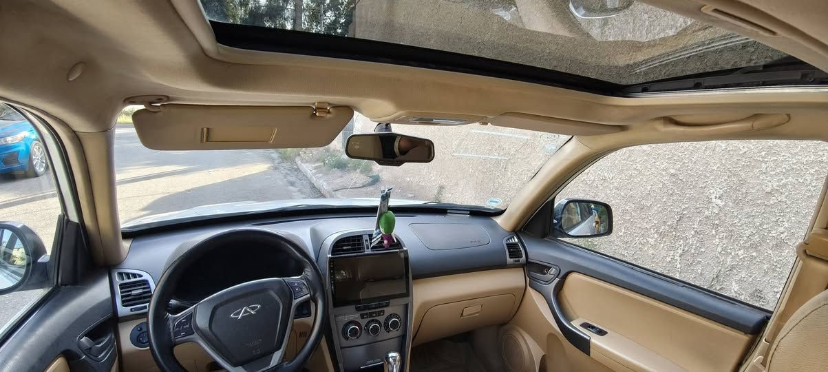 سلام وعليكم تيگو ٢٠١٣ سيارة كلش نضيفة وجاهزة مكينة كير حدادية خير من الله تبريد ثلج فول مواصفات بيهة صبغ جاملغ امامي وباب الصدر بدون اي ضربة غرفتهة كلش نضيفة رقم بغداد مكان بغداد حي تونس سعر ٥٧ وبيهة مجال رقم ***********
