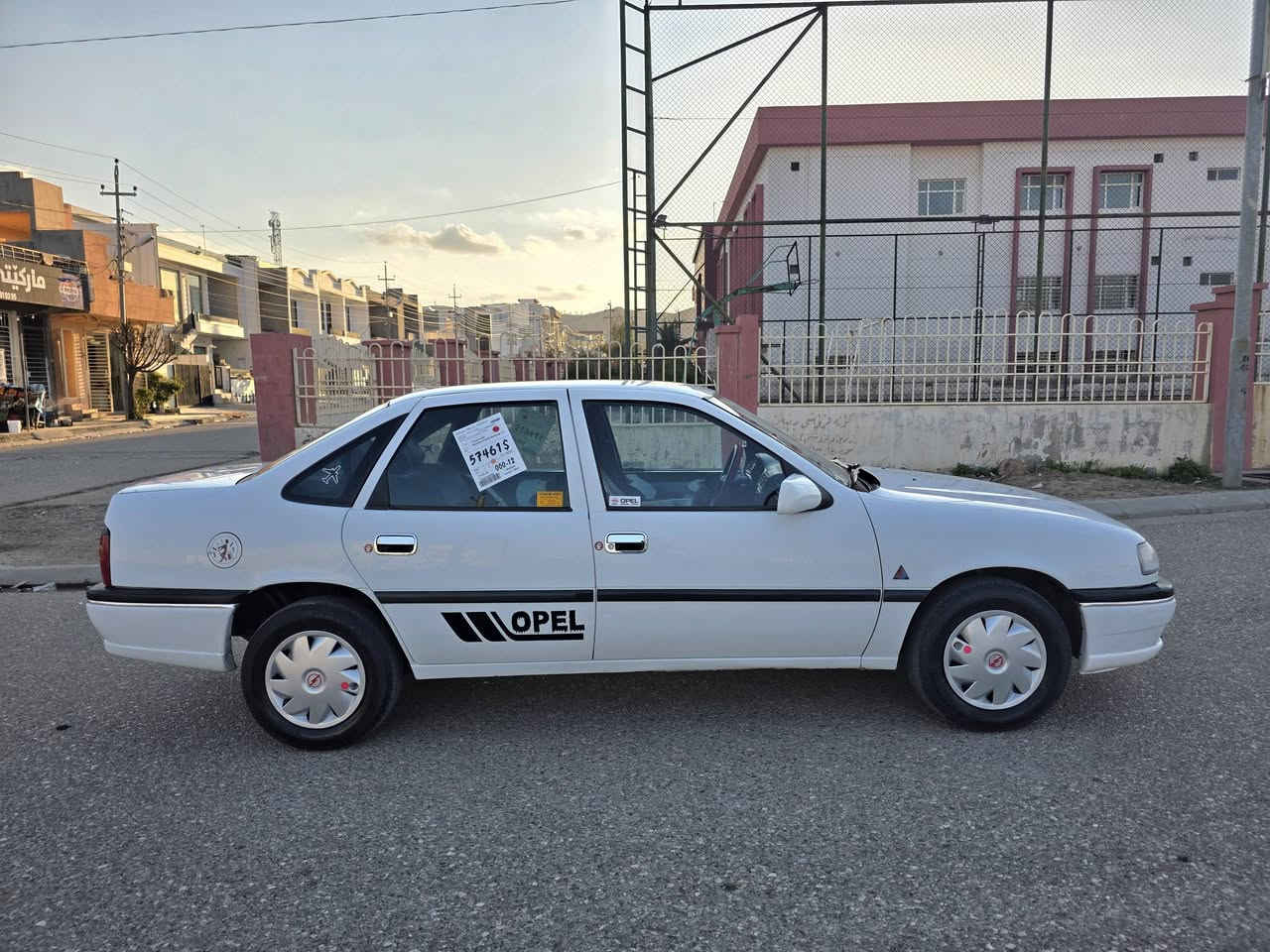 أوبل فيكترا موديل 93 - نظافة فوول
مبایل ***********××***********
​المحرك: 1800، كير عادي.مرغوب
​الصبغ: مكفولة من الصبغ والضربة (بدون صبغ).
​الحالة: السيارة بعدها بشد الشركة (نمونة)، كل غراضها بلادية.قفل مرکزی کونترول
​الكير والمحرك: بشرط الفحص، ما مفتوحات وقوة وعزم عالي.
​البدي: السيارة لا بيها خايس ولا كص، الدوسات والهلالات بلاد ونظيفة جداً.
​المتانة: سنوية وهزة (فحص التون وتۆڵي) جديد وبشرط.سیارە کیر ومحرک مامفتوح
​المكان: چمچمال.
​السعر: 57 ورقة (بيها مجال للشراي
