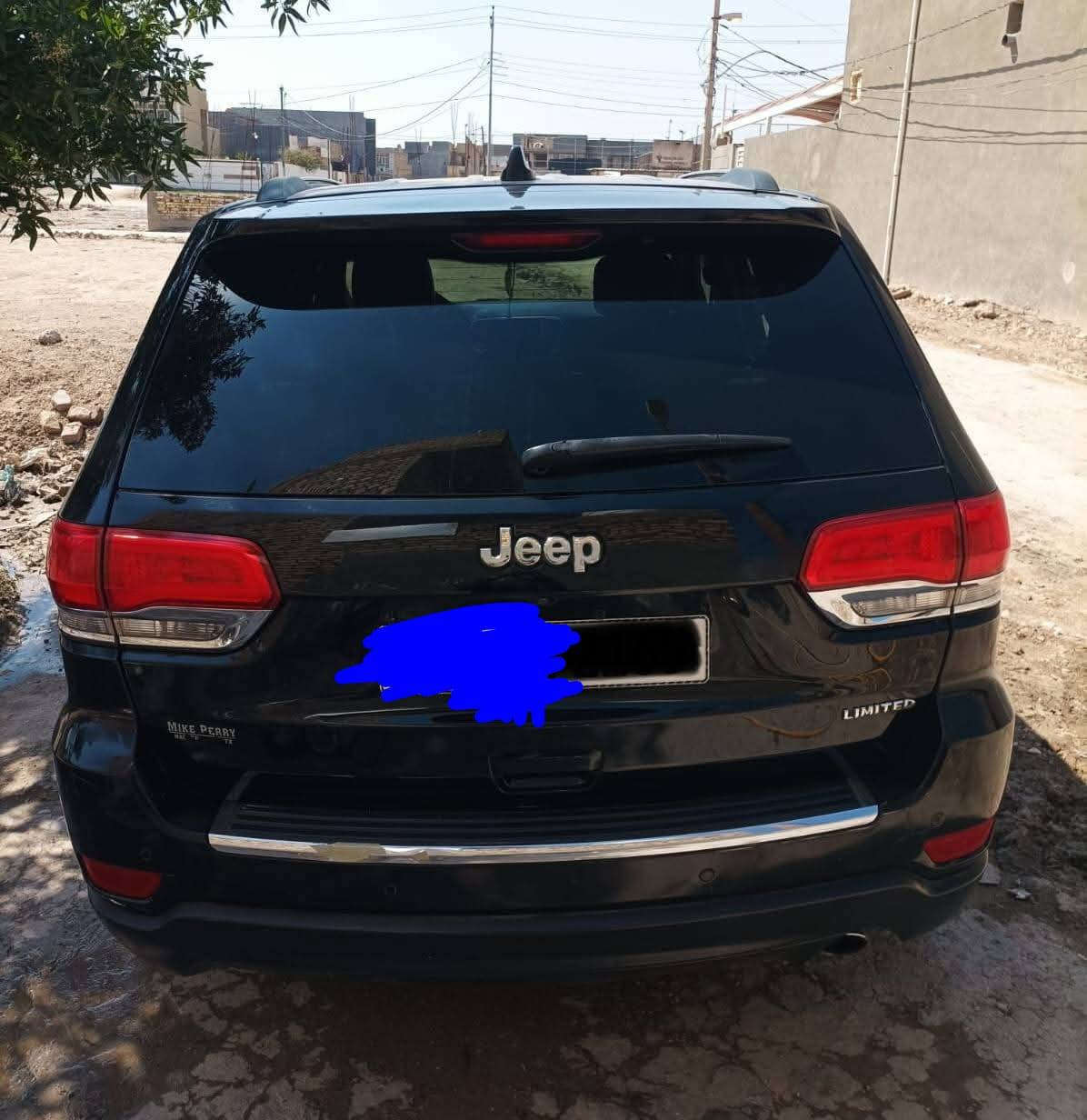 جيب لمتد فول مواصفات شاشه كبيره شفتات ستيرن فتحت سقف بونوراما مكينه سته سلندرح حساس نقطه عمياء كشنات تدفئ تبريد كامره دواره سستم صوت  مري داخلي تعتيم اشاير مري صندوك كهرباء تدفئه ستيرن تحكم كامل استيرن
صور للحادث مرفوقه ويه المنشور***********
