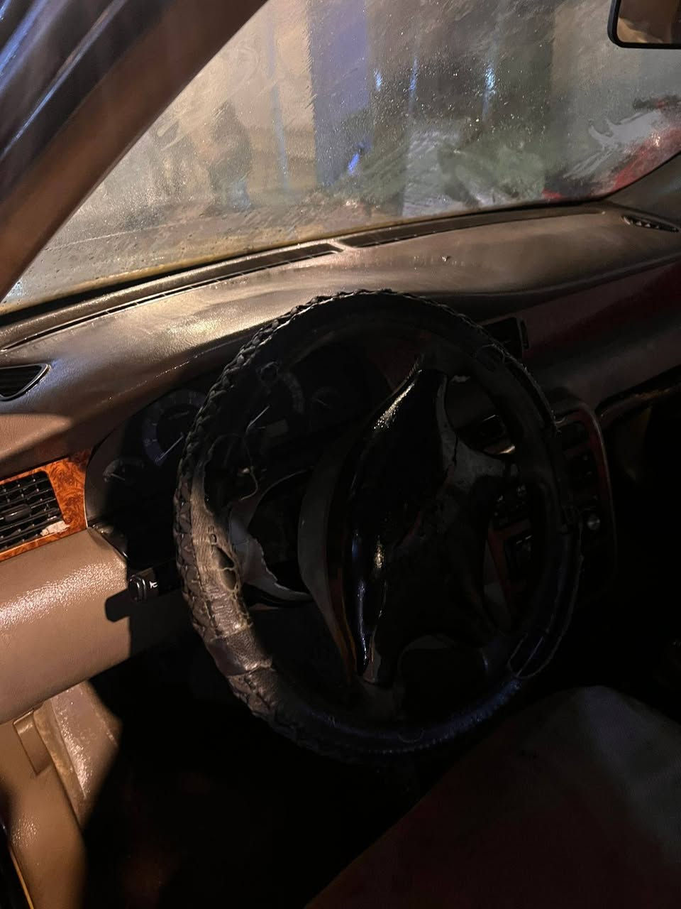 سياره سمند مكينه كير تبريد ثلج كلهه شغاله حداديه قبل يوم مبدلهه بس درايم شفت بي صوت من تلوف *********** سعررررر١٢ البصرة, العراق
