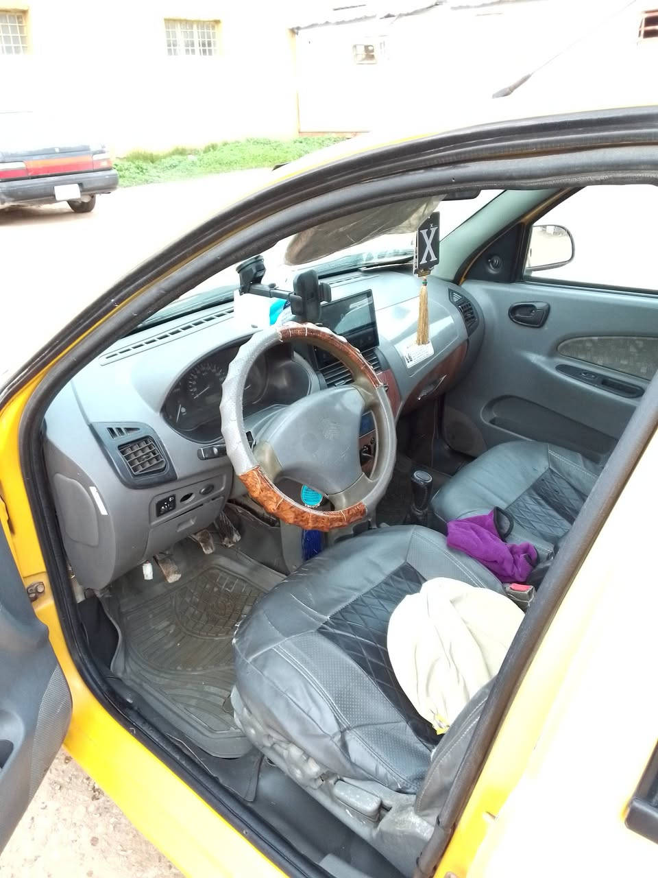 طيبه موديل 15 سياره خير من الله تبريد محرك نعمه عليه غرامه وهيه وهذا كله من الحساب يعني من عندي هيه مو هواي 8اشهر سعره 34ورقه وبيه مجال رقم بغداد ***********
