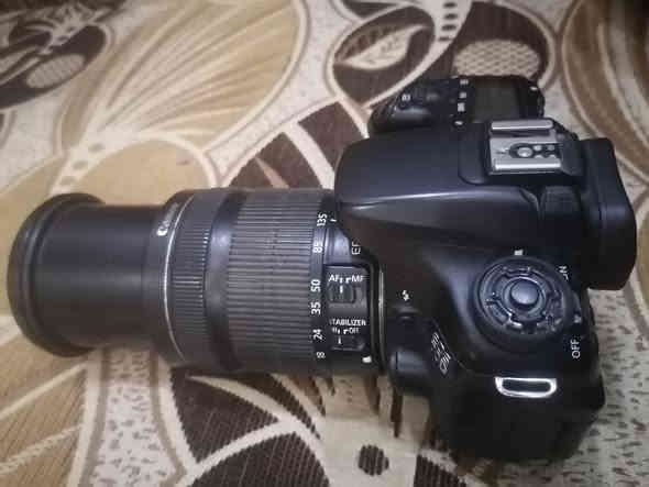 متوفر كاميرا.  canon  70d
زوم 18_135
نظافة 95٪
شاحنة +بطاريتين
فقط بيها ضربه بسيطة بالشاشه الأمامية ماماثرة
السعر 500 وبيها مجال 
 الكامرا اجتني هدية استخدام شخصي
للاستفسار ***********
مكاني ذي قار
