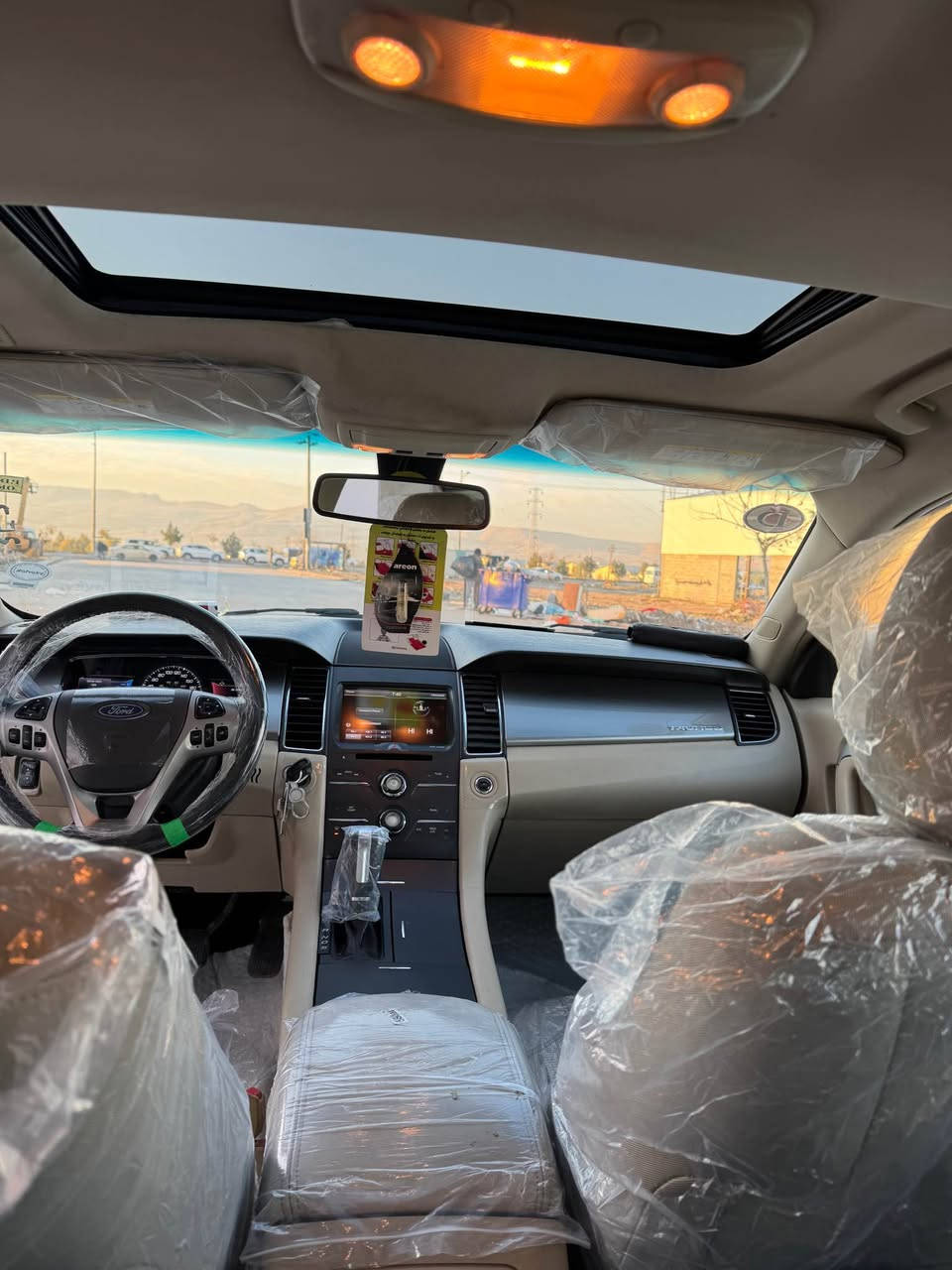 فۆردی توروس  ۲٠۱٤  نیڤا 
0770 155 47 93 
0771 943 14 48
 نموونە لە پاکی و جوانی
سفری ئێرەیە 
خلیجی شەریکەی نیڤا 
فوول مواسەفات SEL
 ناوزەرد، سلاید ، شاشە گەورە ، ٣ شاشە ، شەغال , کامێرا ، سکلیتر کارەبا ، تەبرید لەمس ، تەبرید سەر سوکان ، سوکان ڤۆلیۆم ، تحدید سرعە ، ٢ کوشن کارەبا ، حاسە ، ئاوێنە ھیتەر ، ئاوێنە فۆتۆ ، ئاوێنە کارەبا ، کۆدی دەرگا ، جام ئۆتۆ ، لایت ئۆتۆ، دژە  خلیسکان ، « AUX - USB » ، حاسەی تایە  ، ٨ ئێرباگ ، سیستمی کۆمپیوتەریە و خۆی چێکی خۆی ئەکات                                                                          ۸۸  هەزار رۆشتووە  ، سپێری دانەبەزیوە 
سەنەوی و ژینگەی تازەیە بەناوی خۆمەوەیە 
رەقم سلیمانی 
بــــێ بــــۆیــــاخ
گێڕ و مەکینە بەشەرت ، واتەرپەمپی گۆڕاوە 
تحویل و خرامە و بڕاوە بەشەرت
ھەموو گیانی لەسەر دەقی شەریکە ماوە
٤ تایە و ویلی تازەی لە ژێرە ، تەقە و رەقەی نیە 
نرخی ۱۳۷  گەڵا و معامەلە السليمانية, العراق
