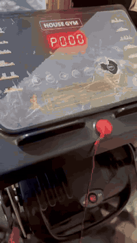 مساء الخير 
جهاز. جري  انظيف كلش 
استعمال قليل.  للبيع
يتحمل. وزن.  120. كيلو 
سعر. 160.  الف
للاستفسار ***********
