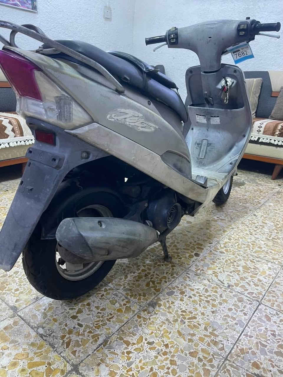 ماكس منغولي كفاله عامه شهر 5نازله دراجه مكينه ما مفتوحه برغي ممفتوح سعر 650بيه مجال حك جيه بغداد الاعضميه

‭***********‬
