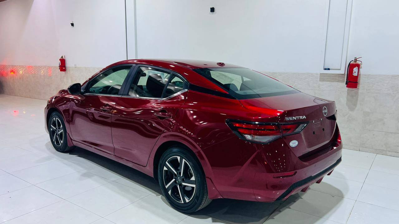 سلام عليكم سياره سنترا موديل 2024 ماشيه 5000 سياره مرقم كامل الاستفسار ***********
