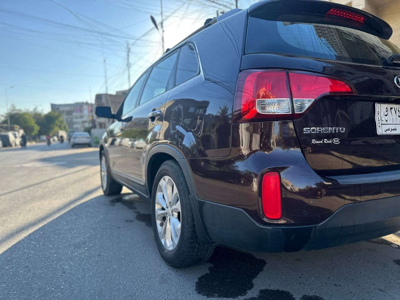 سلام عليكم
للبيع سورنتو 2014 وارد امريكي السياره   بيه صبغ بل باب الصدر وجاملغ والبنيد يعني ٣ قطع  .
كيرمكينه تبريد مكفولات 

الموصفات/
السياره 4X4 وتكدر تفصله يصير سحب امامي
المحرك ٦ سلندر ٣٥٠٠ Ex
السياره بيه نضام المنحدرات
جلد/ تدفئة 
ابواب بصمات سياره حلوه وجاهزة  
 كشن سائق كهربائي 
٣ قطع تبريد ٧ راكب
شاشة 
السياره ماشيه 85 الف ميل

السعر :148
***********
