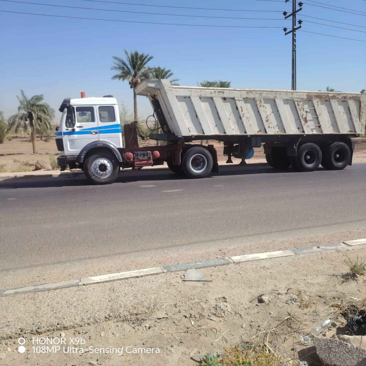 سلام عليكم سياره للبيع موديل 89، مكينه 35،كير160، شاصي مكفول حته من صبغ، سبرنگ بلادي، ، مسجله گلاب تلث محاور بسنويه، رقم انبار ***********، مكان سياره بنجف
