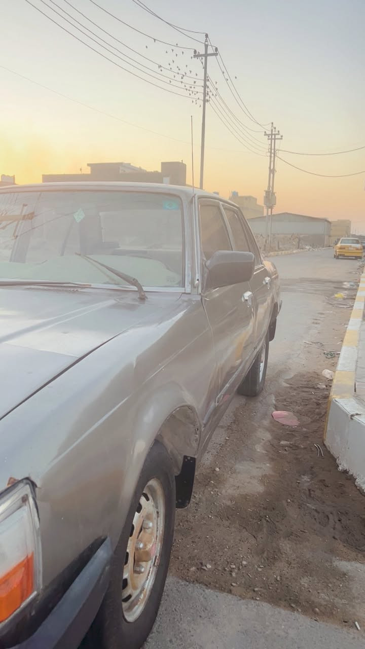 سلام عليكم تيوتا كرونه كله بلاد مكينه وكير جاهازات تبريد وي السويج ثلج حداديه جاهزه كهربائيات كله شغاله  مديل 82 سنويه ل30 تريد تحويل تريد وكاله عنوان ناصريه مركز السعر 25وبيهاا مجال  ***********
