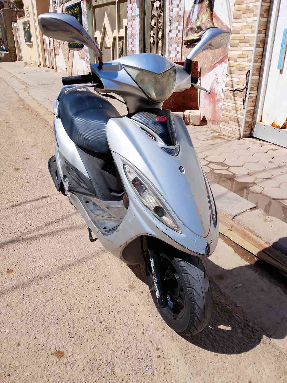 كامكو G4 حاوية
دراجة مال حاوية صارلها يوم من اشتريتها وموجودة مكاتبة مع الوكيل
نضيفه برغي مامفتوح بيه كله شغال سلف هندر كلشي غراض ابلادي
السعر 750 مع المجال قليل
للاستفسار اكثر التواصل واتس اب ***********
