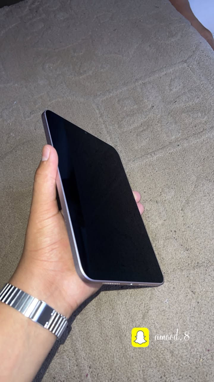 ايباد mini 6
حيل نضيف 
ذاكرته 64 
وبطاريه 97
ايباد مال ألعاب 
لان حجمه كلش حلو 
وسلس بل ألعاب كلش
سعره 400 وبي مجال 
لا مفتوح ولا مصلح ابد 
ول كارتونه مالته الاصلي 
موجوده وشعدك مراوس 
نزل المكان بغداد الزعفرانيه 
وهذه الرقم***********
