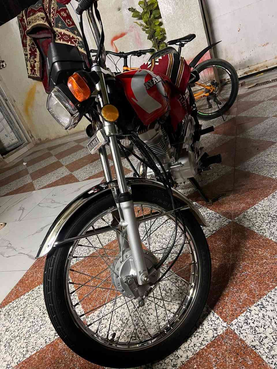 سلام عليكم دراجه نامه شلامجه بدون دراجه حلوه ونضيفه مكفوله عشاهري تعمير جديدسعره 750 وبيه مجال مكان ماجديه رقم ***********
