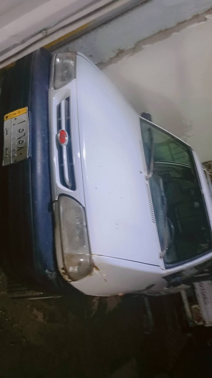 السلام عليكم ورحمه الله وبركاته سيارة سايبة بيكم موديل 14جديدة مكينة وكير جدد رقمها واصط سنوية لل 27مصفرة غرامات ماعليها رقم راعيها ضيعتة  راعيها بالكوت ابيع بدون راعي اتكفل عشائر وقانون سعرها قفل قفل من الاخير 20ورقة من المرور جيب رقم راعيها 
    عنواني بغداد مدينة الصدر ***********
