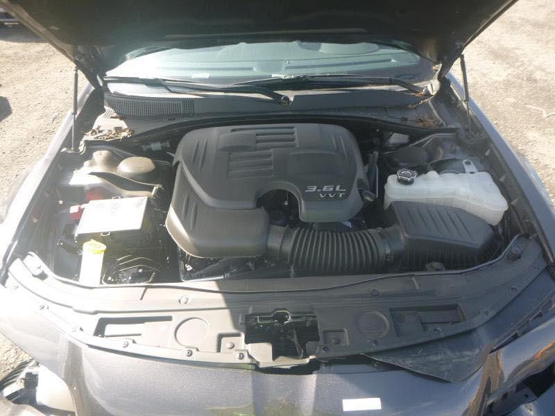 سلام عليكم
اوبامه للبيع ٢٠٢٣ 
اخر اصدار 
السياره s معروفه مواصفاته 
ماشيه ٢٨ الف 
***********بفداد جميله
