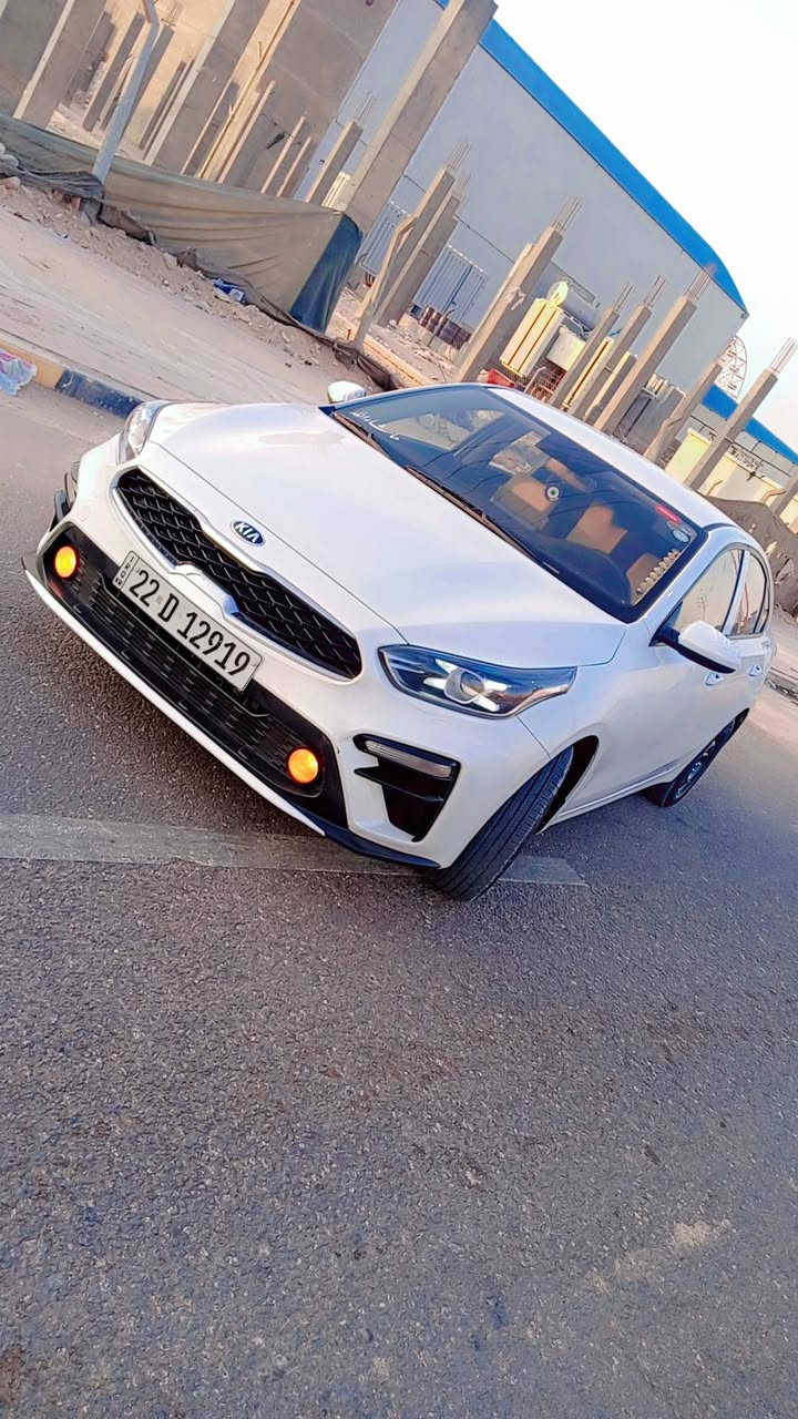 سيراتو ١٩ خليجي البيع سياره نص فول بيها جاملخ تبديل مامي وكاله وبيها دوسه بيها صبغ مكان نجف سعر ١٤٨ مجال قليل ***********
