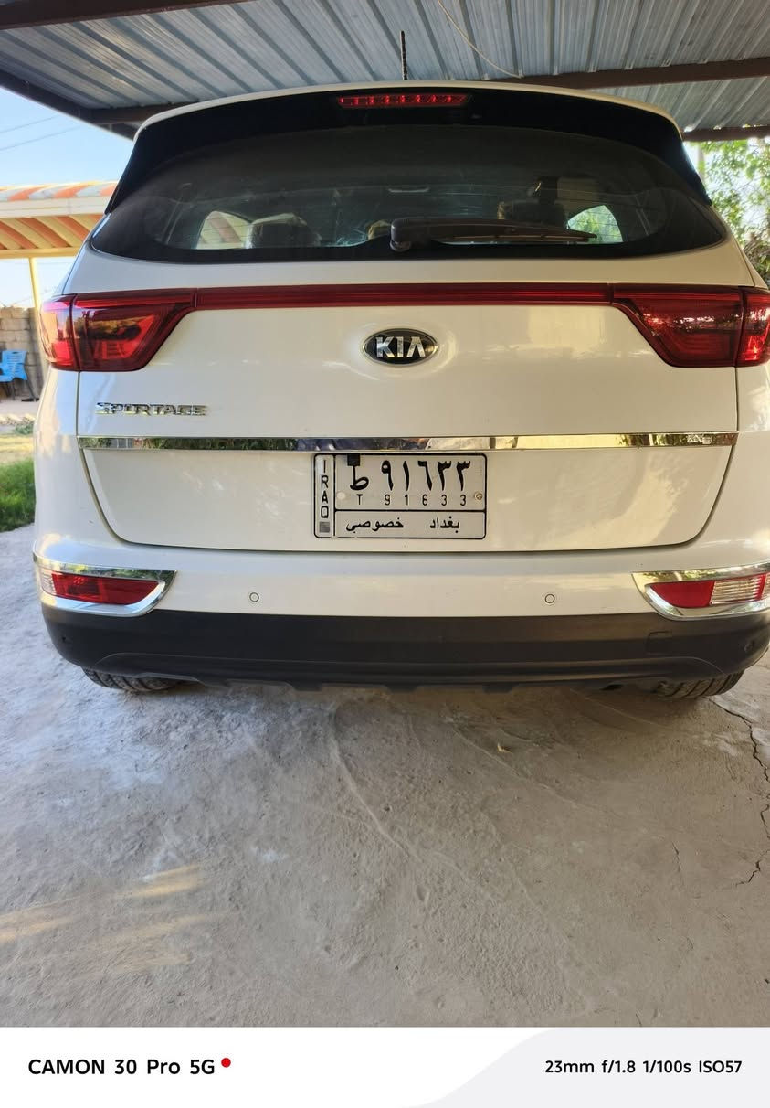 إسلام عليكم اسبورتج خليجي 18مكفوله من الصبغ ماعده بارد بيه جاملغ شبر وباب سايق شبر حساس امامي خلفي اشاير بالمري سعره 175بيه مجال الشراي بصيط                 اليحب يتواصل يتصل ع ارقام *********** او***********
