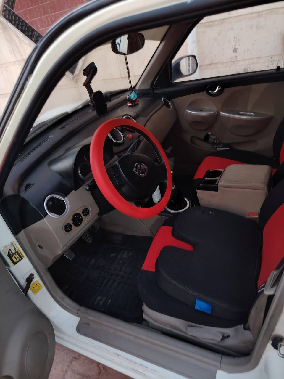 السلام عليكم يالله ليفان 320 موديل 13 كفاله كفاله من كلشي كير مكينه بلجيس حداديه جديده شاشه سياره مال جناي سنويه ل30 بااسمي اني المالك هزه جديده شرط ترايك وين متريد سعره 42 وبيه مجال لتواصل ***********
