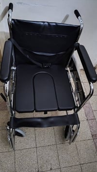 كرسي متحرك مال تواليت • جديد بالكرتون • الشطرة الناصرية