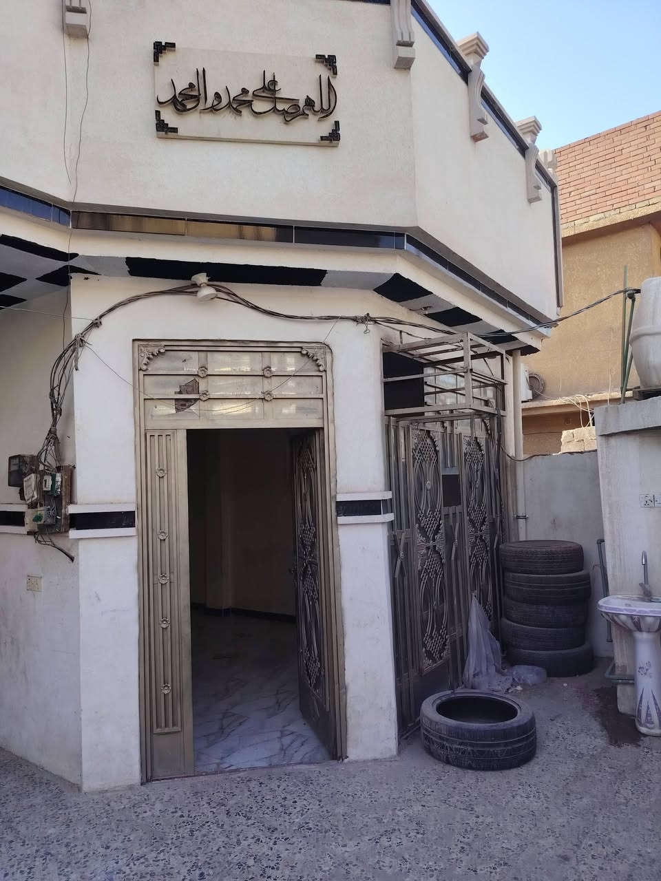 السلام عليكم
بيت للبيع مساحه ١٨٠ م
المعوقين بشارع المنتزه الأول
لاستفسار ***********
