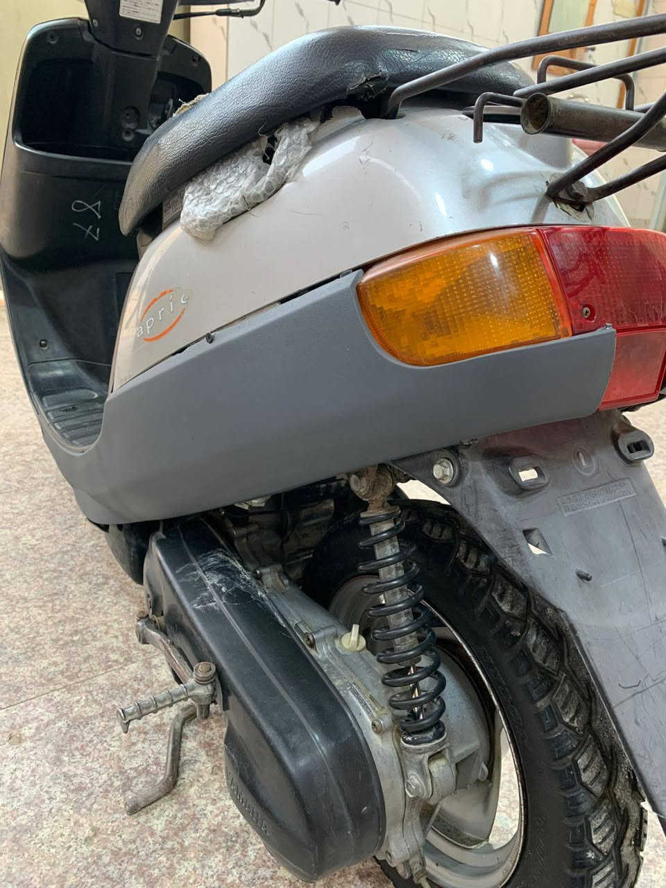 سلام عليكم شباب 
بتره خطين قفل اكسن للبيع
الدراجه جاهزه من الطول للطول كله شغاله سفل هندر ما مفتوحه دراجه مال حاويه شرط بيه بس ترايش تجاري الباقي كله اصلي 
المكان ناصريه مركز سومر 
السعر 350 وبيه مجال بسيط رقم الهاتف ***********
