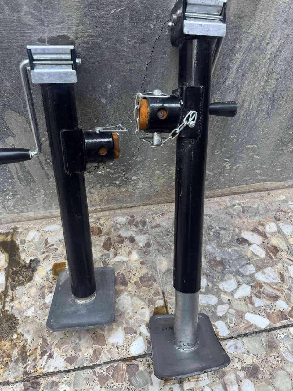 جك كرفان وعربة
السلام عليكم 
زوج جكات جديد يرهمن للكرفان ولعربات السحب سعرهن 110 ثنينهن 
مكاني نجف 
***********
