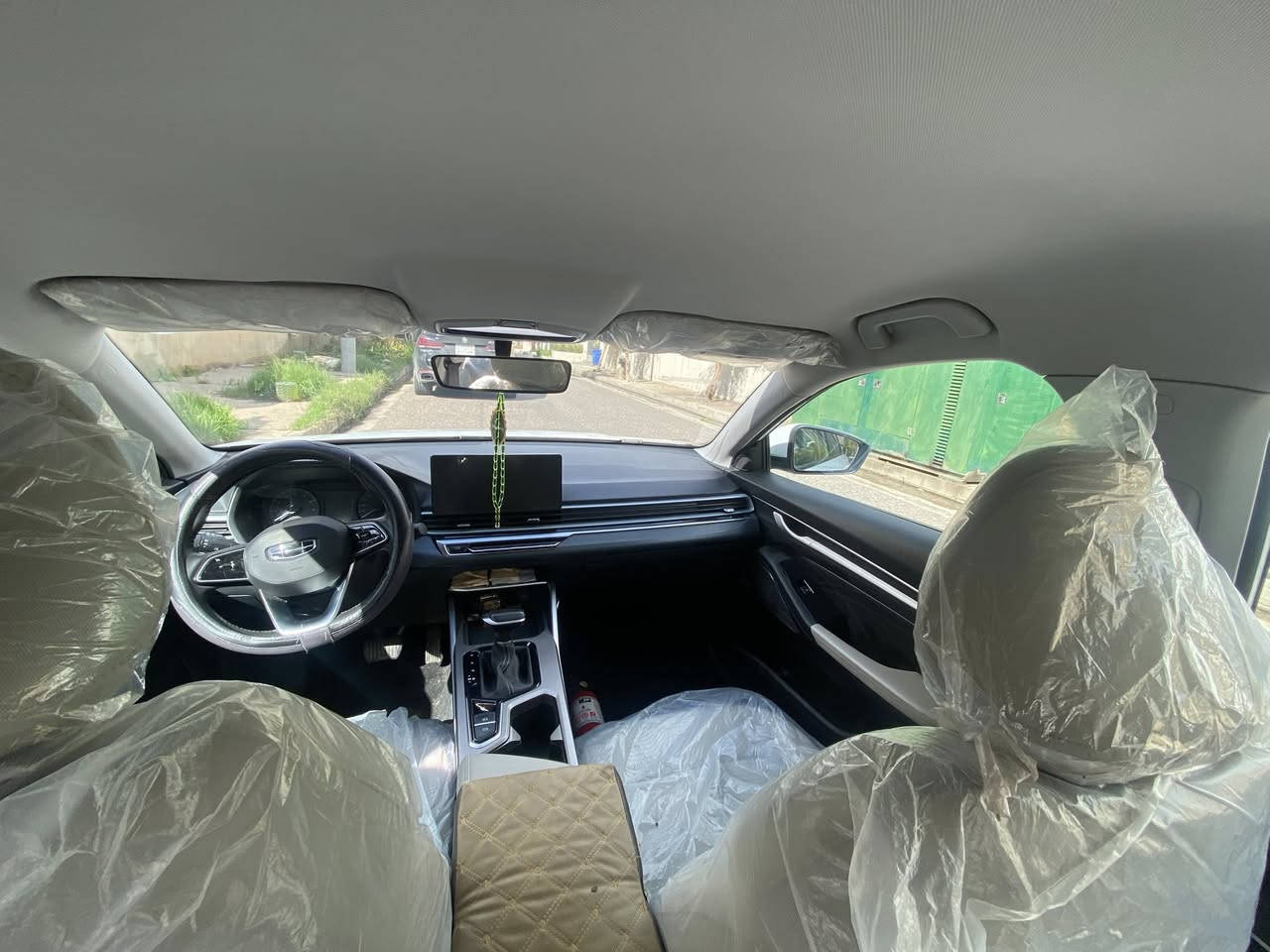 جیلی ئێمگراند ٢٠٢٥ نیو مۆسەفات 
هیچی نیە
بەناوی خۆمەوەیە
زەمانی شەریکەی لەگەڵە
18 هەزار رۆشتووە
نرخی ١١٨ مەعاملە


**إذا كنت صاحب هذا الإعلان وتريد حذفه لأي سبب، رجاءا أرسل رسالة إلى الدعم الفني**