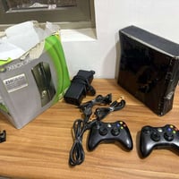 اكس بوكس 360 للبيع جهاز كلش نظيف وبي العاب كلش اهواي وياه جوستك عدد 2 ...