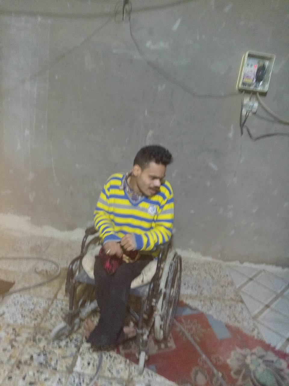 عربانه شحن مال معاقين  شاحنته كامله  الي يريد السعر 300 يشتريه يراسنه عله هاذ الرقم***********
