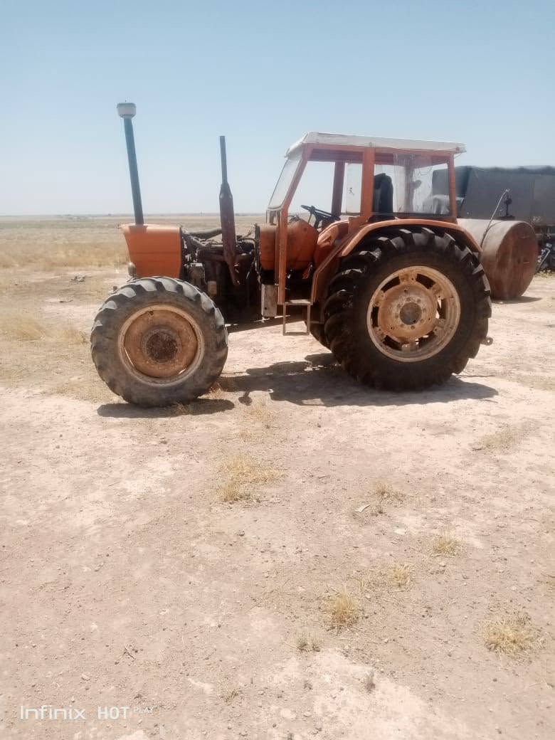 🤷‍♂️🚜💥#سوميكا ٨٥٠ دبل #للبيع

#محرك خالي الكسر فيه تبخير بدوتشفيت
#مرش كهربا بطارية كلو شغال
#دواليب واضحة بالصورة

#الاوراق؛فراغ مباشر لوحة الحسكة

#مطلوب ١٤٠٠٠$$$+١٠٠مكتب

#تواجد الشدادة ريف الحسكة 

#تواصل واتس 0933215598#ابو ميرا


**إذا كنت صاحب هذا الإعلان وتريد حذفه لأي سبب، رجاءا أرسل رسالة إلى الدعم الفني**