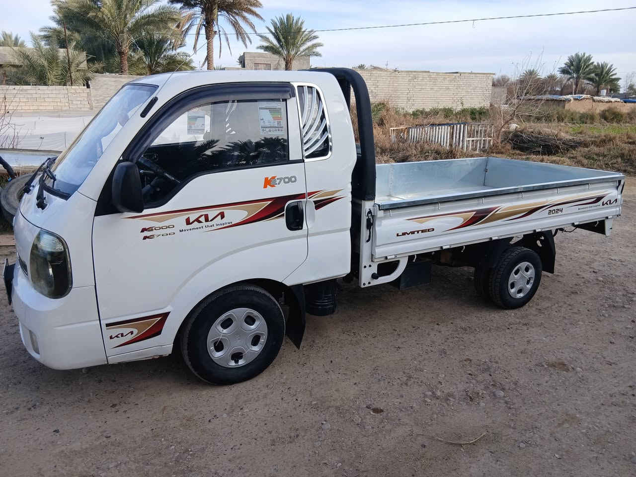 السلام وعليكم
كيه للبيع موديل 14 رقم صلاح الدين ألماني تحويل 
سيارة بلاديه شاصي بي فطر و مصلح 
السعر 105 بي مجال المكان الضلوعية 
***********
