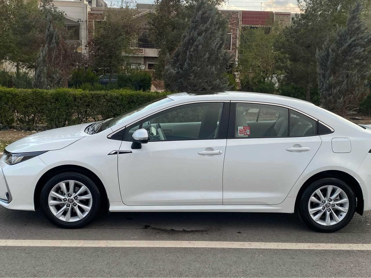 سلام عليكم كرولا شركة ساز 
موديل 2023 
ماشية 49000 
فول مواصفات GLI 
ضمان شركة ساز 
سيارة مكفولة من الصبغ ضربة بارد كلها شرط 
رقم أربيل 
العنوان أربيل 
سعر 185 وبيها مجال *********** أربيل, العراق
